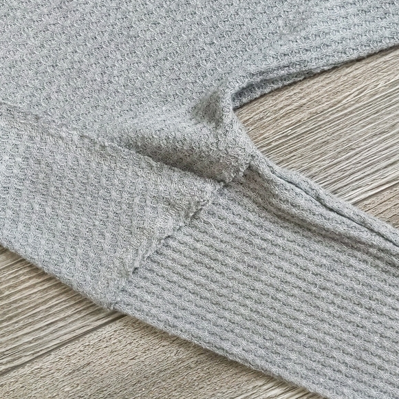 BOGO!! Cherish Waffle Knit Long Sleeve Top - Picture 3 of 5